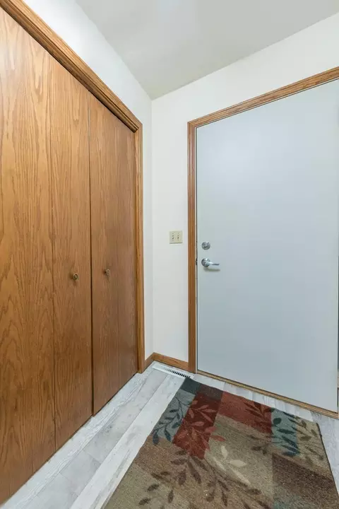911 Lake Summerset Rd, Lake Summerset, IL 61019 photo 14