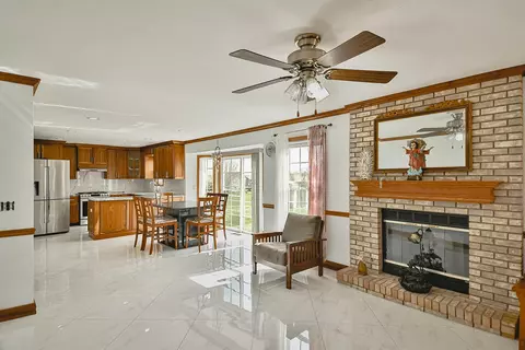 620 Willow Bend Dr, Davis Junction, IL 61020 photo 5