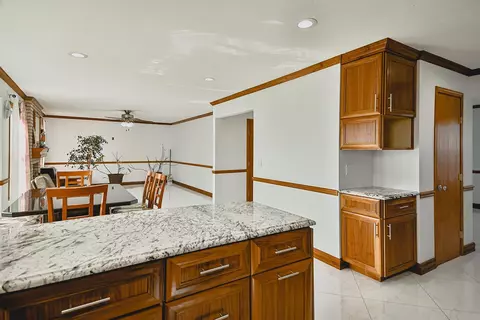 620 Willow Bend Dr, Davis Junction, IL 61020 photo 9