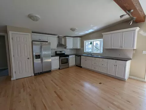 768 Westmore, Lake Summerset, IL 61019 photo 3