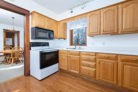 307 W 4th St, Leaf River, IL 61047 photo 12