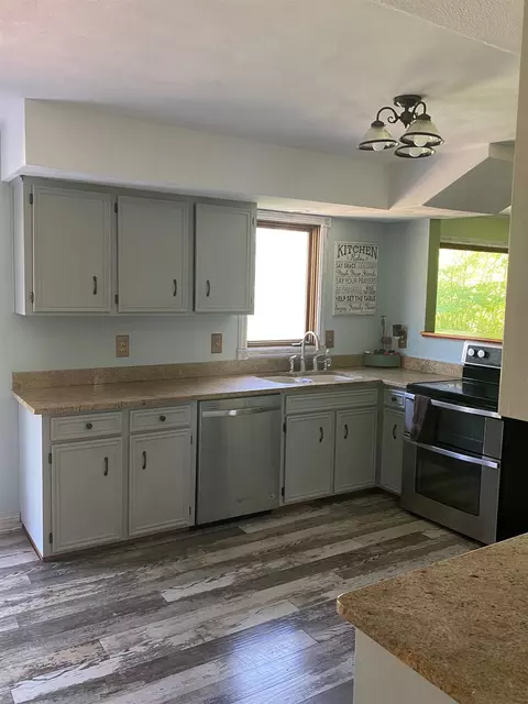 4140 Gloucester Rd, Roscoe, IL 61073 photo 4