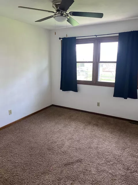 4140 Gloucester Rd, Roscoe, IL 61073 photo 14