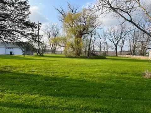 414 E North, Durand, IL 61024 photo 6
