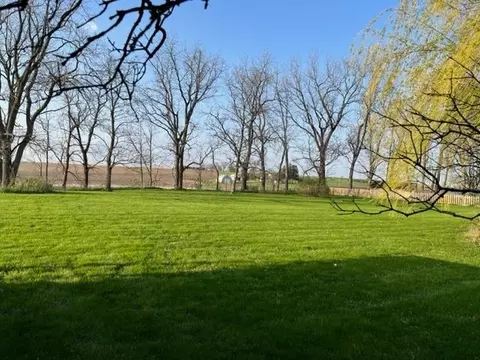 414 E North, Durand, IL 61024 photo 9