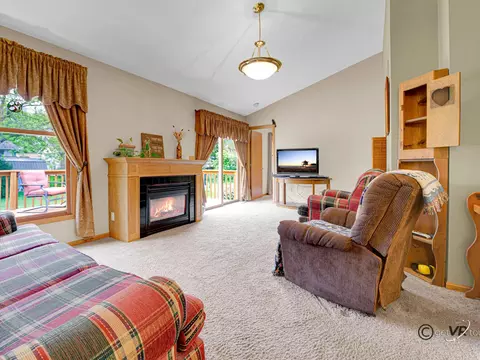 3402 Katherine Dr, Freeport, IL 61032 photo 9
