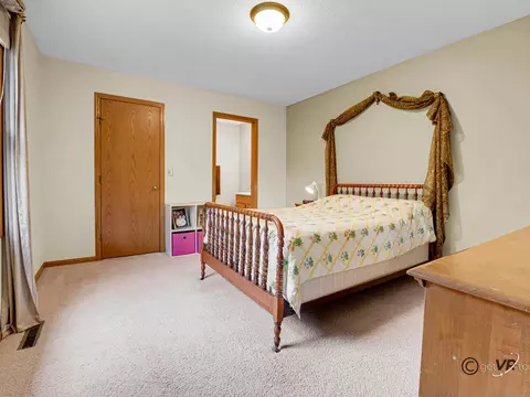 3402 Katherine Dr, Freeport, IL 61032 photo 11