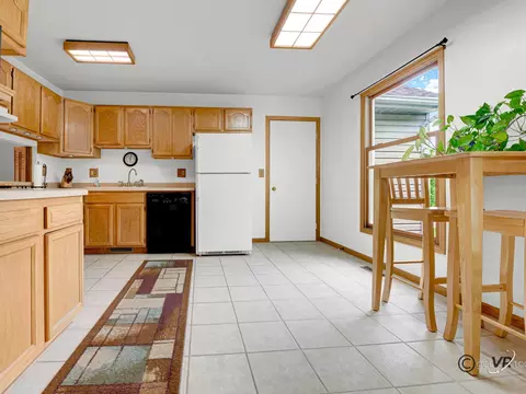 3402 Katherine Dr, Freeport, IL 61032 photo 6