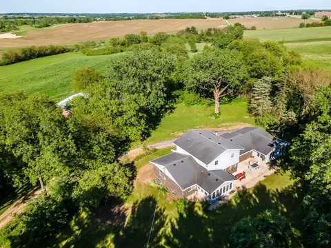 2513 Lundgren Rd, Pecatonica, IL 61063 photo 45