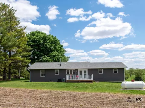10106 N Davis Rd, Davis, IL 61019 photo 23