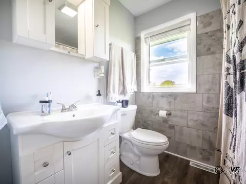 10106 N Davis Rd, Davis, IL 61019 photo 12