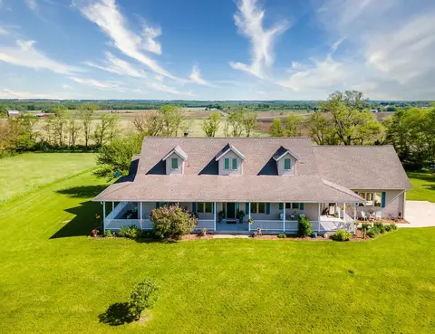 14539 Saunders Rd, Pecatonica, IL 61063 photo 1