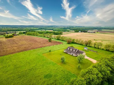 14539 Saunders Rd, Pecatonica, IL 61063 photo 52