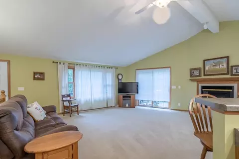 5-236 Heathcliff, Lanark, IL 61046 photo 5