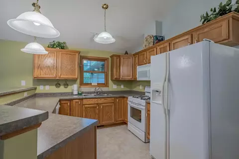 5-236 Heathcliff, Lanark, IL 61046 photo 6