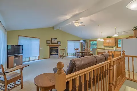 5-236 Heathcliff, Lanark, IL 61046 photo 3