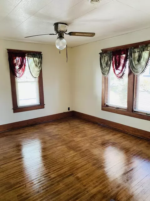 20 E Jefferson, Freeport, IL 61032 photo 12