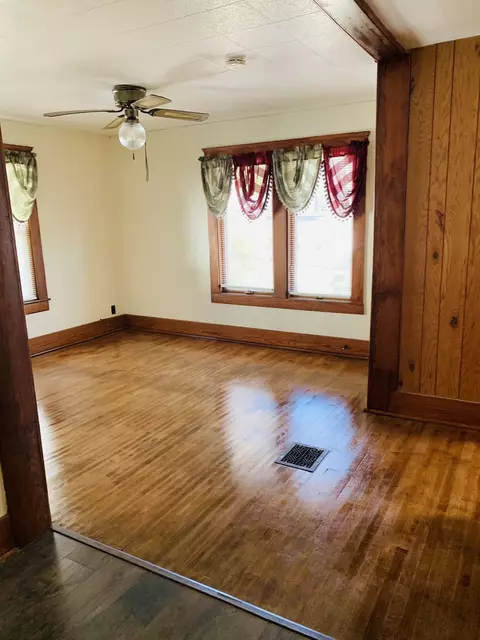 20 E Jefferson, Freeport, IL 61032 photo 11