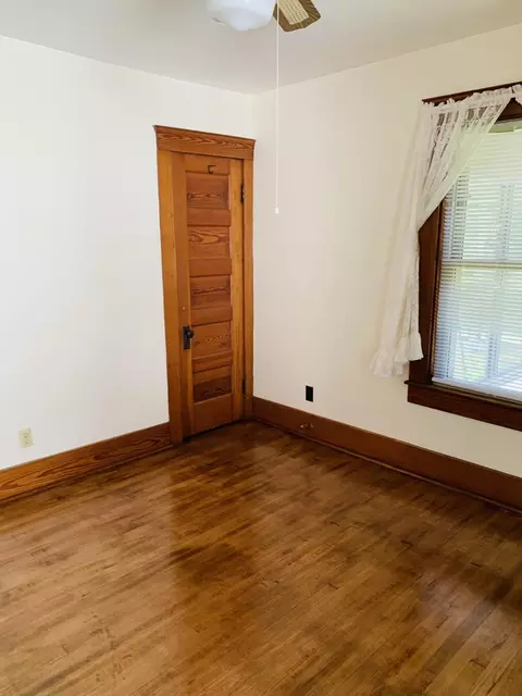 20 E Jefferson, Freeport, IL 61032 photo 21