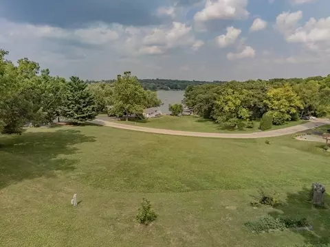 1966 Baintree, Lake Summerset, IL 61019 photo 19