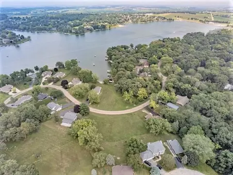1966 Baintree, Lake Summerset, IL 61019 photo 4