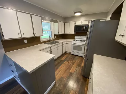 720 E Franklin St, Lanark, IL 61046 photo 9