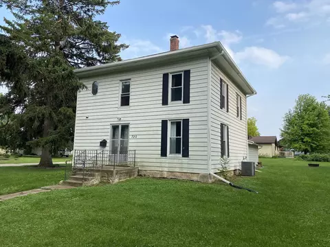 720 E Franklin St, Lanark, IL 61046 photo 1