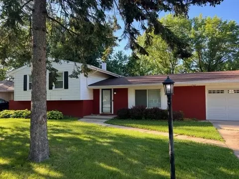 1923 Spring Brook Ave, Rockford, IL 61107 photo 2