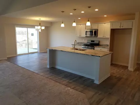 295 Cloud Mist Dr, Capron, IL 61012 photo 3