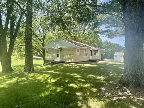 401 E Silk St, Mount Carroll, IL 61053 photo 13