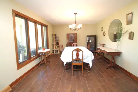 4017 Montclair Rd, Roscoe, IL 61073 photo 15