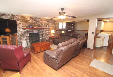 4017 Montclair Rd, Roscoe, IL 61073 photo 17