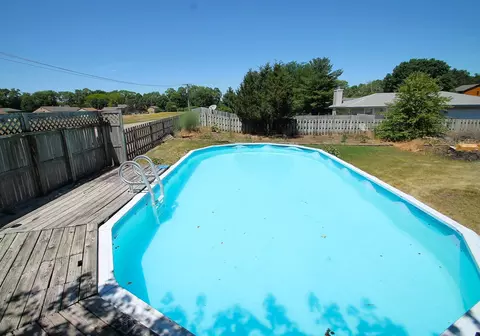 4017 Montclair Rd, Roscoe, IL 61073 photo 6