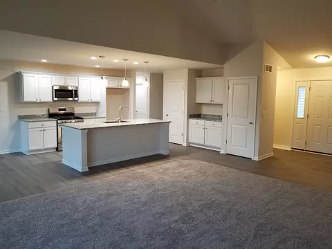 855 Bridget Dr, Beloit, WI 53511 photo 2