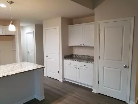 855 Bridget Dr, Beloit, WI 53511 photo 3