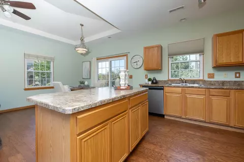 7612 Magnolia Trl, Cherry Valley, IL 61016 photo 9