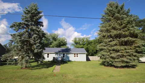 11291 Main St, Roscoe, IL 61073 photo 3