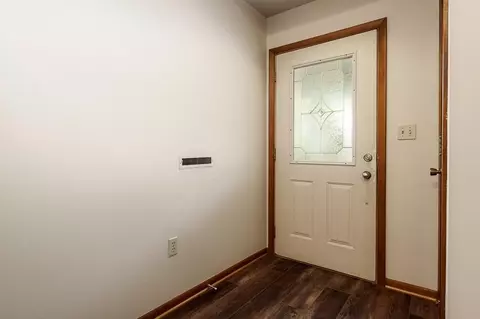 317 E 6th St, Pecatonica, IL 61063 photo 6