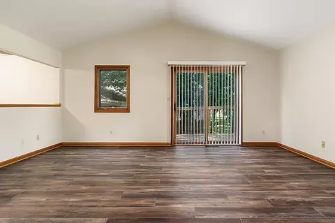 317 E 6th St, Pecatonica, IL 61063 photo 12
