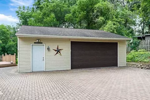 100 Ulster, Cherry Valley, IL 61016 photo 7