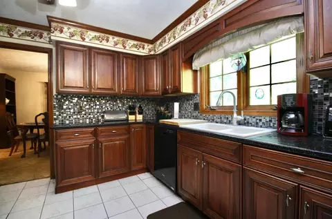 10311 William Trl, Roscoe, IL 61073 photo 11