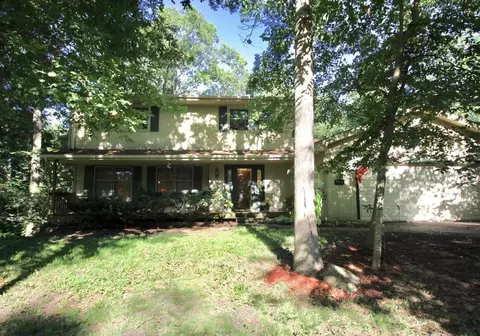 10311 William Trl, Roscoe, IL 61073 photo 2