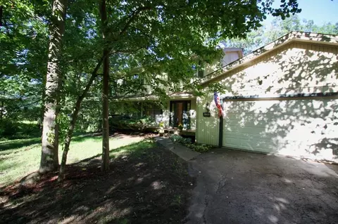 10311 William Trl, Roscoe, IL 61073 photo 3