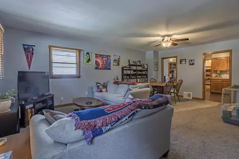 145 E Yost Dr, Beloit, WI 53511 photo 8