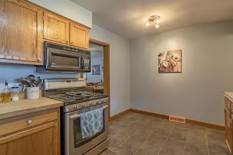 145 E Yost Dr, Beloit, WI 53511 photo 15