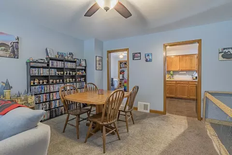 145 E Yost Dr, Beloit, WI 53511 photo 7