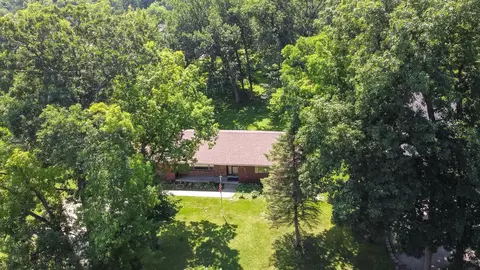 545 Baintree, Lake Summerset, IL 61019 photo 2