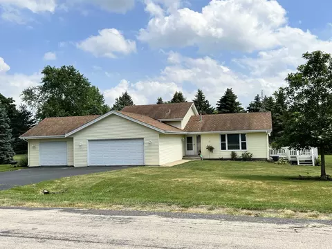 6285 Upper Ridge Way, Roscoe, IL 61073 photo 1