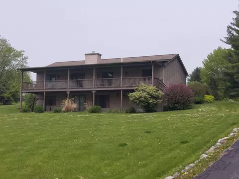 2 A7 Hidden Spring Ln, Apple River, IL 61001