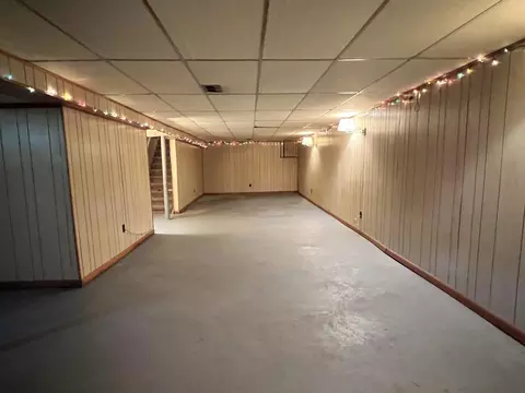 310 N Wooster St, Capron, IL 61012 photo 16